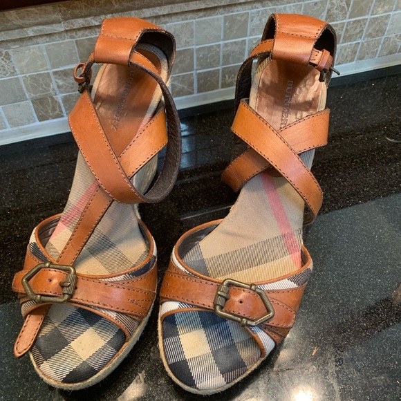 Burberry Espadrilles sandals - Picture 1 of 7